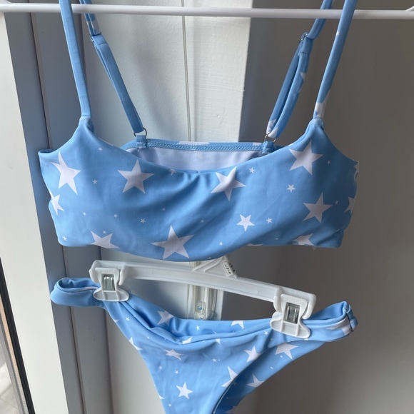 Blue and white stars bikini set SHEIN - Picture 3 of 3